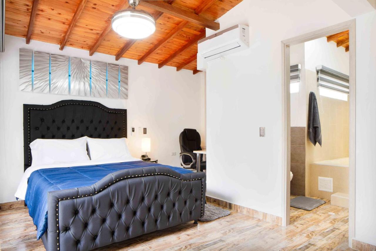 Miracle Apart otel Medellín Dış mekan fotoğraf